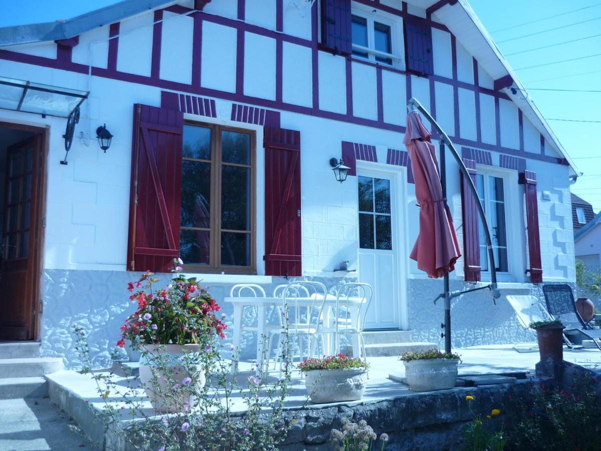 Les Charmettes Villa Mers-les-Bains Exterior foto